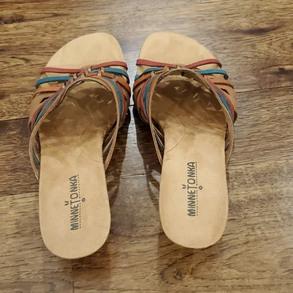 Minnetonka womens leather sandals size 9 - Picture 4 of 5